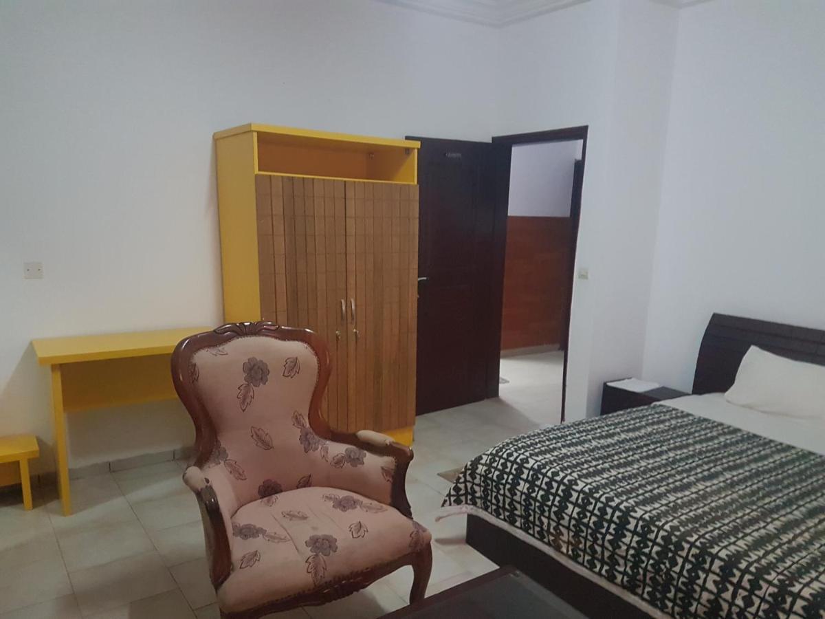 Résidences Touristhotel Abidjan Esterno foto