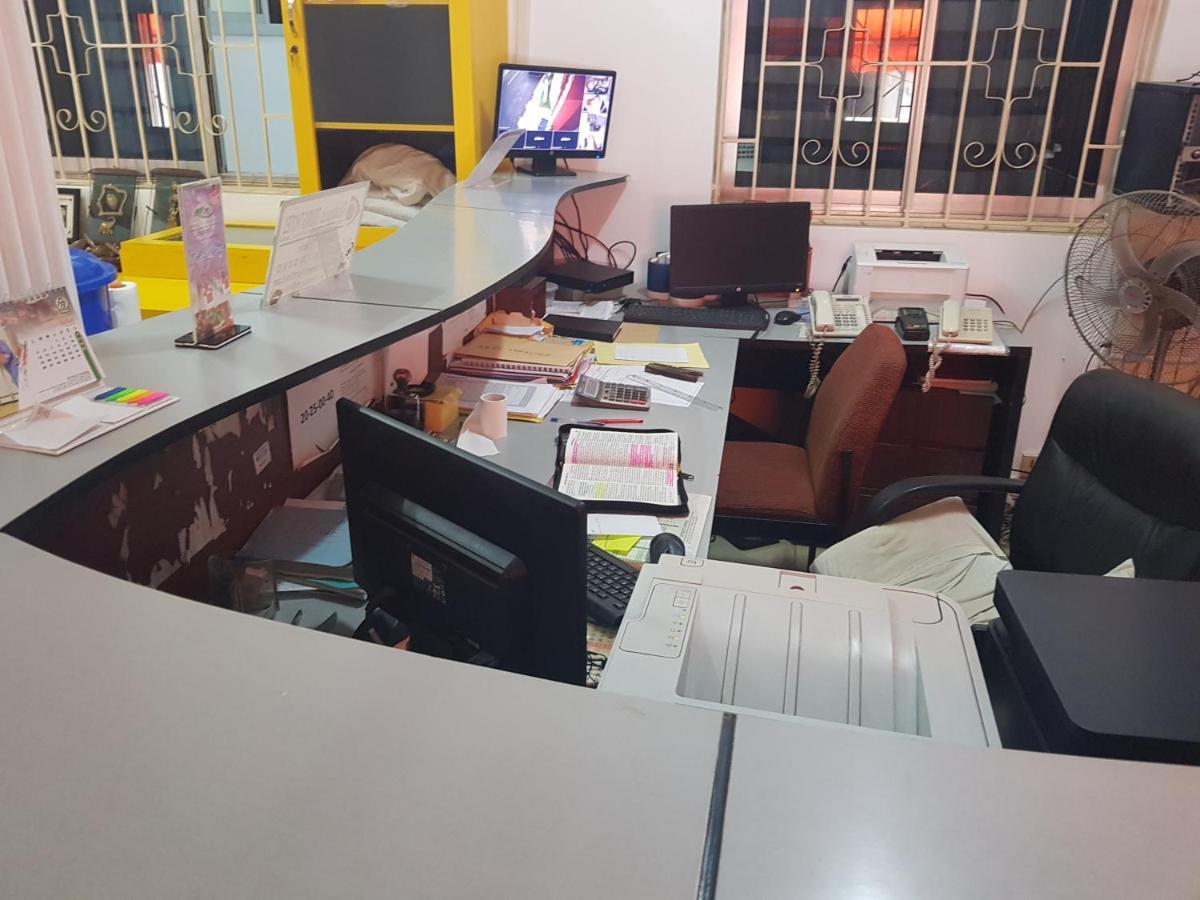 Résidences Touristhotel Abidjan Esterno foto
