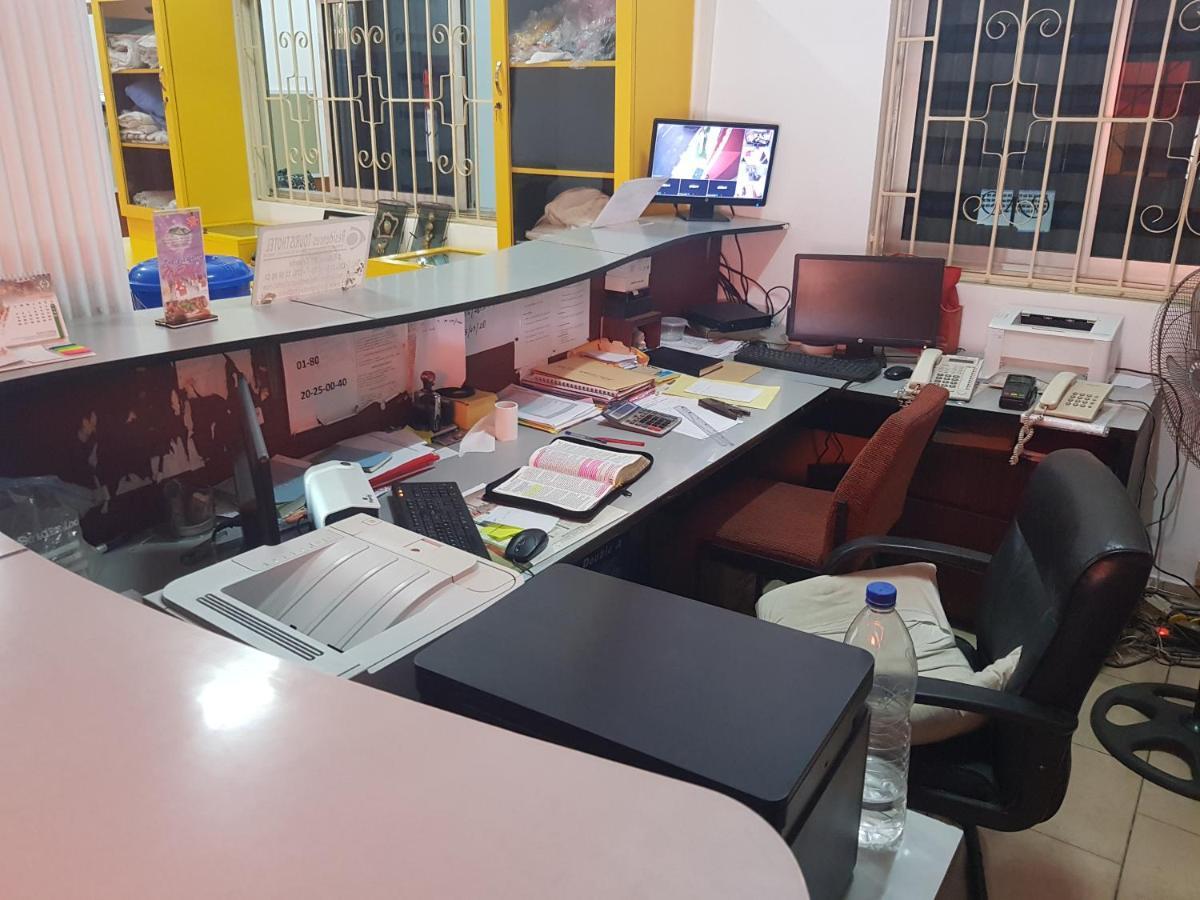 Résidences Touristhotel Abidjan Esterno foto