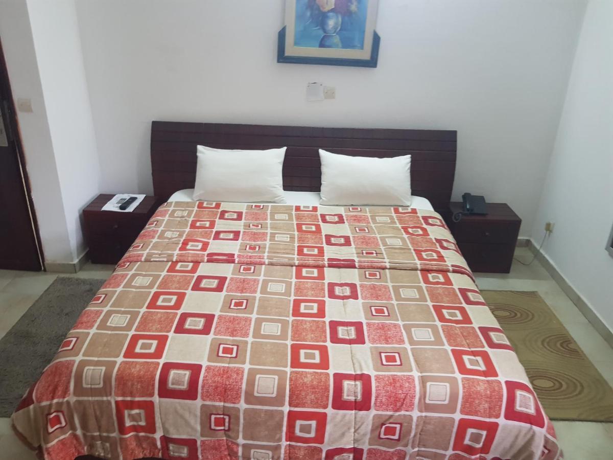 Résidences Touristhotel Abidjan Esterno foto