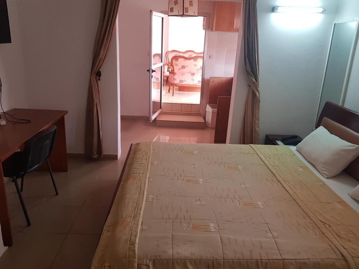 Résidences Touristhotel Abidjan Esterno foto