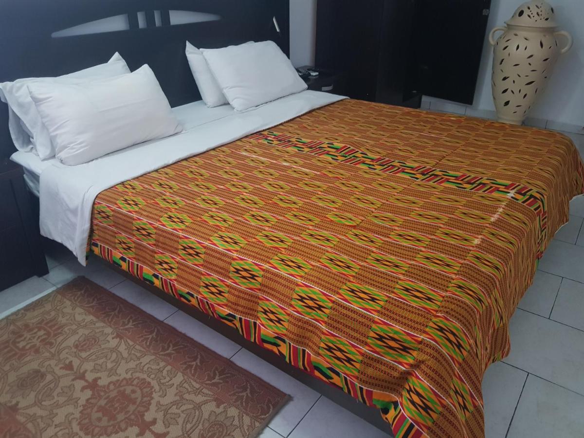 Résidences Touristhotel Abidjan Esterno foto