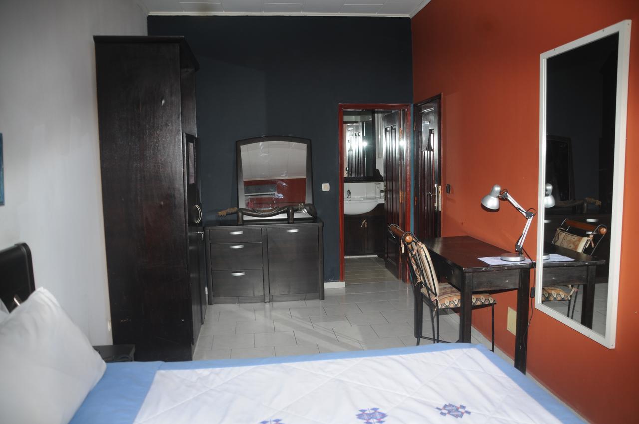 Résidences Touristhotel Abidjan Esterno foto